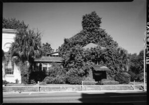 Explore 10 of the oldest buildings in Florida